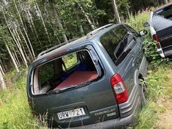 Grön Begagnad 2004 Chevrolet Trans Sport Sport Minibuss | 2 000 kr