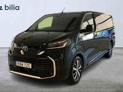 Svart Begagnad 2025 Toyota Proace Van | 489 900 kr