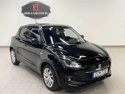 Svart Begagnad 2023 Suzuki Swift Halvkombi | 209 000 kr (Marknadspris)