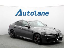 Grå Begagnad 2018 Alfa Romeo Giulia Quadrifoglio Sedan | 559 900 kr (Bra pris)