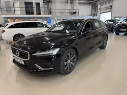 Svart Begagnad 2021 Volvo V60 Inscription Kombi | 269 000 kr (Bra pris)