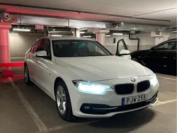Vit Begagnad 2018 BMW 320 Sport Line Sedan | 179 000 kr (Superpris)
