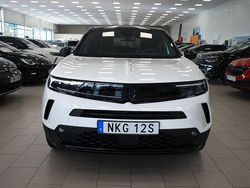 Vit Begagnad 2023 Opel Mokka-e GS Line SUV | 289 900 kr