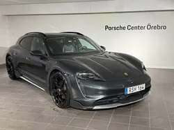 Mörkgrå Begagnad 2021 Porsche Taycan Cross Turismo Sedan | 799 000 kr