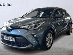Grå Begagnad 2020 Toyota C-HR Edition SUV | 239 900 kr (Marknadspris)