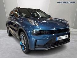 Blå Begagnad 2023 Lynk & Co 01 SUV | 319 500 kr (Marknadspris)