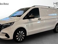 Svart Begagnad 2024 Mercedes Vito Minibuss | 530 000 kr (Marknadspris)