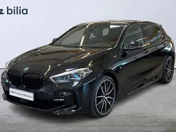 Svart Begagnad 2022 BMW 118 M Sport Halvkombi | 278 000 kr (Lite dyr)