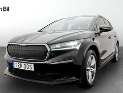 Svart Begagnad 2023 Skoda Enyaq iV SUV | 409 900 kr (Marknadspris)