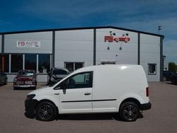 Vit Begagnad 2016 VW Caddy Minibuss | 109 900 kr (Superpris)