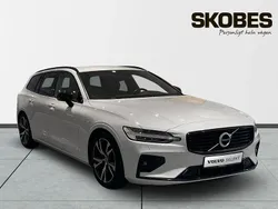 Vit Begagnad 2020 Volvo V60 R-Design Kombi | 309 400 kr (Bra pris)