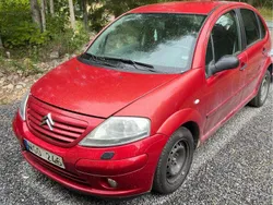 Röd Begagnad 2005 Citroën C3 Halvkombi | 8 000 kr (Superpris)