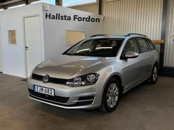 Silver Begagnad 2015 VW Golf VII Kombi | 108 900 kr (Marknadspris)