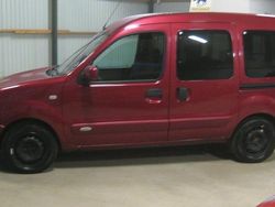 Mörkröd Begagnad 2007 Renault Kangoo Minibuss | 25 900 kr