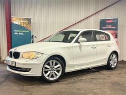 Vit Begagnad 2008 BMW 118 Advantage Halvkombi | 54 900 kr (Marknadspris)