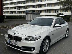 Vit Begagnad 2016 BMW 520 Sedan | 179 000 kr (Marknadspris)