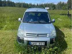Silver Begagnad 2004 Citroën Berlingo Minibuss | 4 999 kr (Superpris)