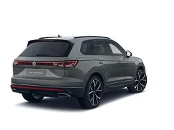 Grå Ny 2024 VW Touareg R-line SUV | 1 015 000 kr (Dyr)