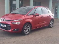 Mörkröd (röd) Begagnad 2015 Citroën C4 Picasso Minibuss | 84 900 kr (Bra pris)