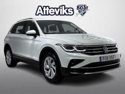 Vit Begagnad 2022 VW Tiguan SUV | 309 900 kr (Bra pris)