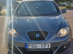Grå Begagnad 2012 Seat Altea XL Reference Minibuss | 38 000 kr (Marknadspris)