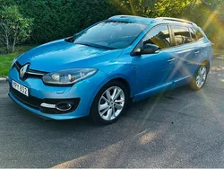 Blå Begagnad 2015 Renault Mégane GrandTour LIMITED Kombi | 55 000 kr (Marknadspris)