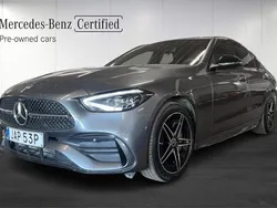 Grå Begagnad 2023 Mercedes C300e AMG Sedan | 519 000 kr (Marknadspris)