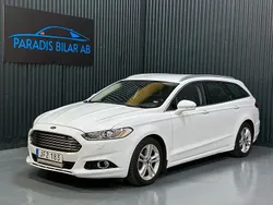 Vit Begagnad 2015 Ford Mondeo Titanium Kombi | 129 900 kr (Marknadspris)