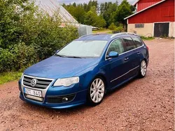 Blå Begagnad 2010 VW Passat Kombi | 53 000 kr (Dyr)