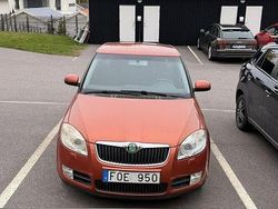 Orange Begagnad 2007 Skoda Fabia Halvkombi | 18 000 kr (Marknadspris)
