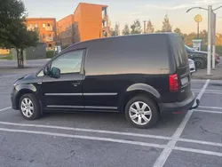 Svart Begagnad 2017 VW Caddy Minibuss | 89 000 kr (Dyr)