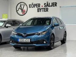 Blå Begagnad 2018 Toyota Auris Touring Sports Comfort Kombi | 164 900 kr (Marknadspris)