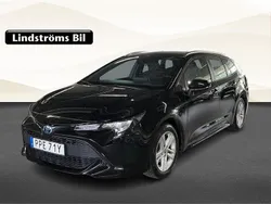 Svart Begagnad 2022 Toyota Corolla Active Kombi | 209 000 kr (Marknadspris)