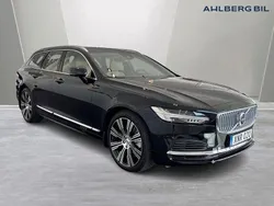 Svart Begagnad 2025 Volvo V90 Ultra Kombi | 659 500 kr