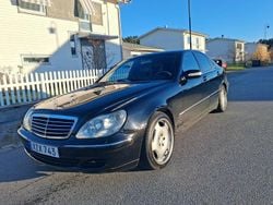 Svart Begagnad 2003 Mercedes S500 Sedan | 45 000 kr