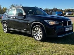 Svart Begagnad 2011 BMW X1 SUV | 95 000 kr (Bra pris)