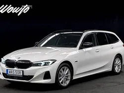 Vit Begagnad 2023 BMW 330e Shadowline Kombi | 419 800 kr (Lite dyr)