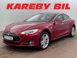 Röd Begagnad 2015 Tesla Model S Sedan | 258 900 kr (Marknadspris)