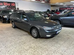Grå Begagnad 2004 Ford Mondeo Kombi | 32 900 kr (Dyr)