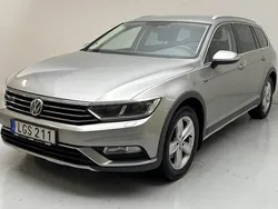 Silver Begagnad 2016 VW Passat Sedan | 150 000 kr (Marknadspris)