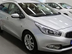 Grå Begagnad 2014 Kia Ceed Sportswagon EX Kombi | 74 000 kr (Marknadspris)