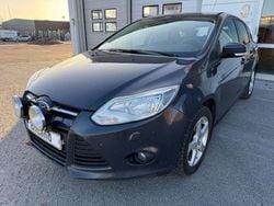 Grå Begagnad 2013 Ford Focus Trend Halvkombi | 39 900 kr (Bra pris)