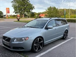 Blå Begagnad 2009 Volvo V70 Momentum Kombi | 62 000 kr (Bra pris)
