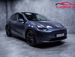 Grå Begagnad 2021 Tesla Model Y Long Range SUV | 282 800 kr (Superpris)