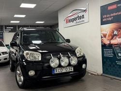 Svart Begagnad 2005 Toyota RAV4 SUV | 34 900 kr (Marknadspris)