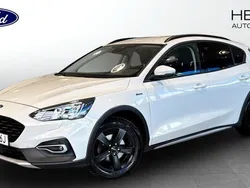 Vit (white) Begagnad 2021 Ford Focus Active Halvkombi | 174 900 kr (Marknadspris)