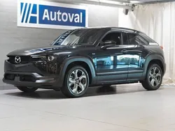 Svart (jet black) Begagnad 2022 Mazda MX30 Touring SUV | 339 700 kr