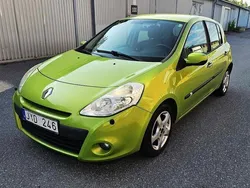 Grön Begagnad 2009 Renault Clio R.S. Halvkombi | 27 900 kr (Marknadspris)