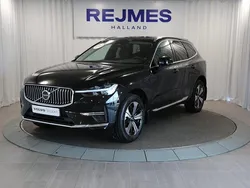 Svart Begagnad 2025 Volvo XC60 Plus SUV | 569 500 kr (Marknadspris)