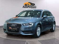 Grå Begagnad 2015 Audi A3 Sportback Attraction Halvkombi | 148 900 kr (Lite dyr)